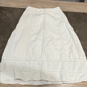 Universal thread skirt